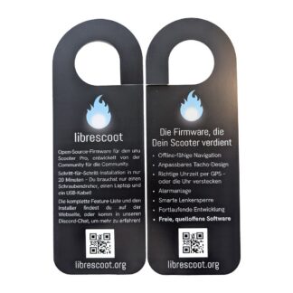 Vorder- und Rückseite der Librescoot Werbehänger Version 1 auf weißem Hintergrund